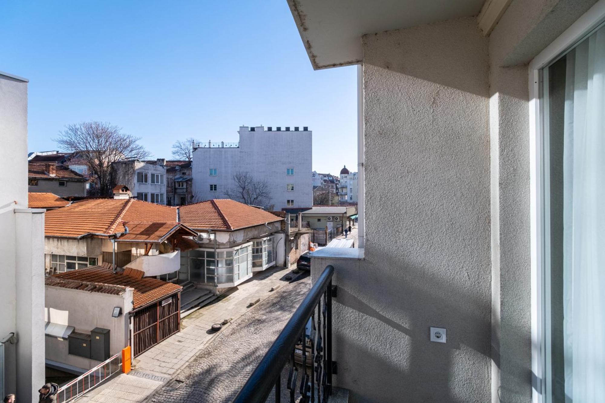 Modern & Elegant City Center Apartments Пловдив Экстерьер фото