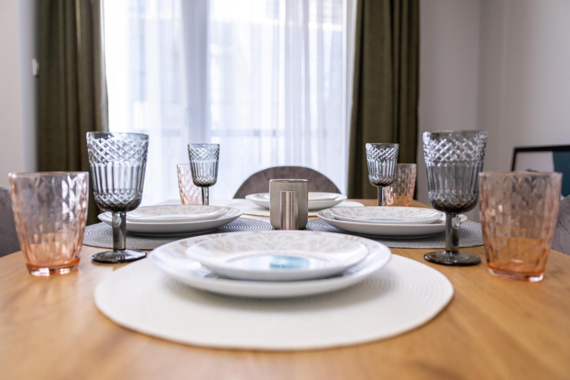Modern & Elegant City Center Apartments Пловдив Экстерьер фото