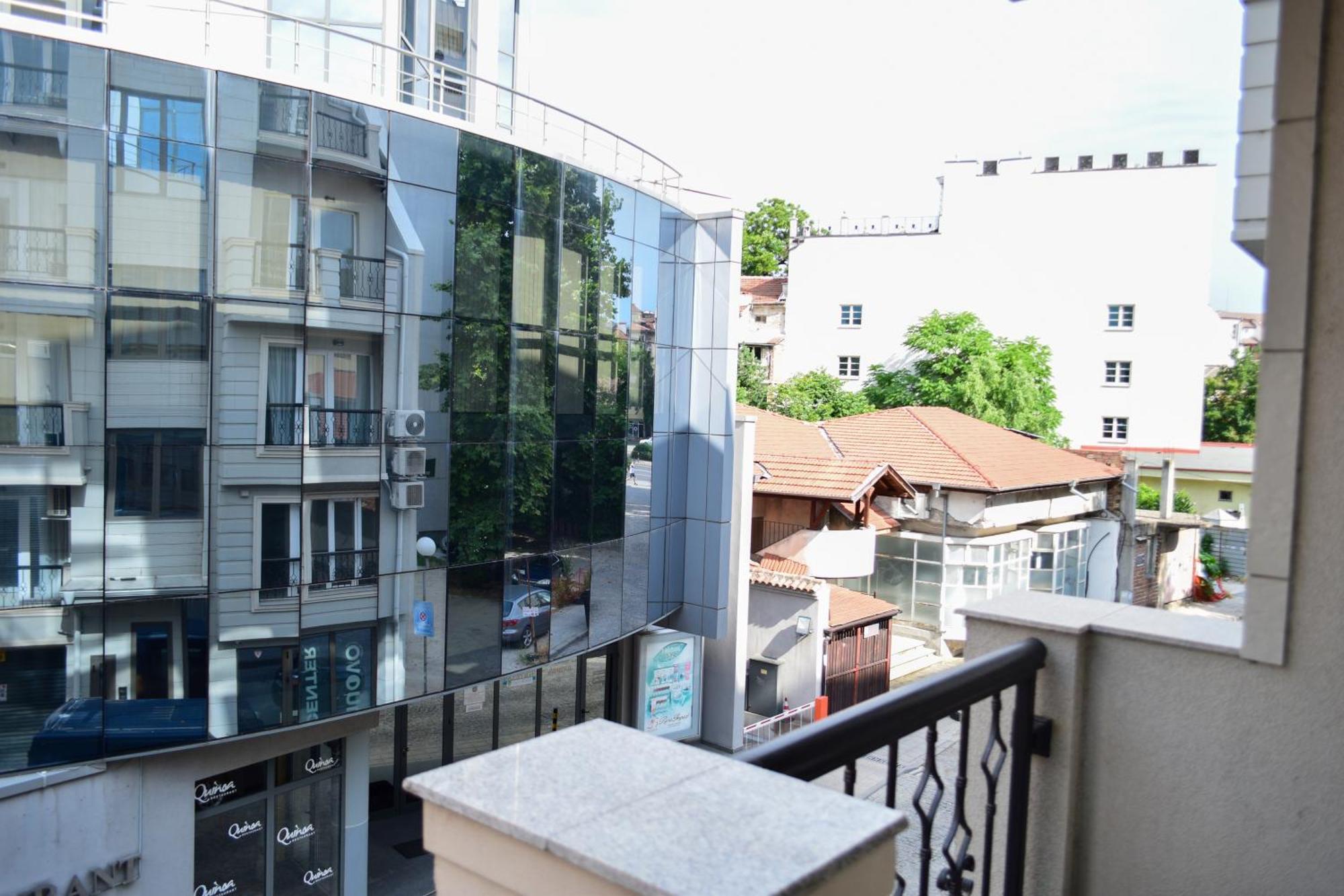 Modern & Elegant City Center Apartments Пловдив Экстерьер фото