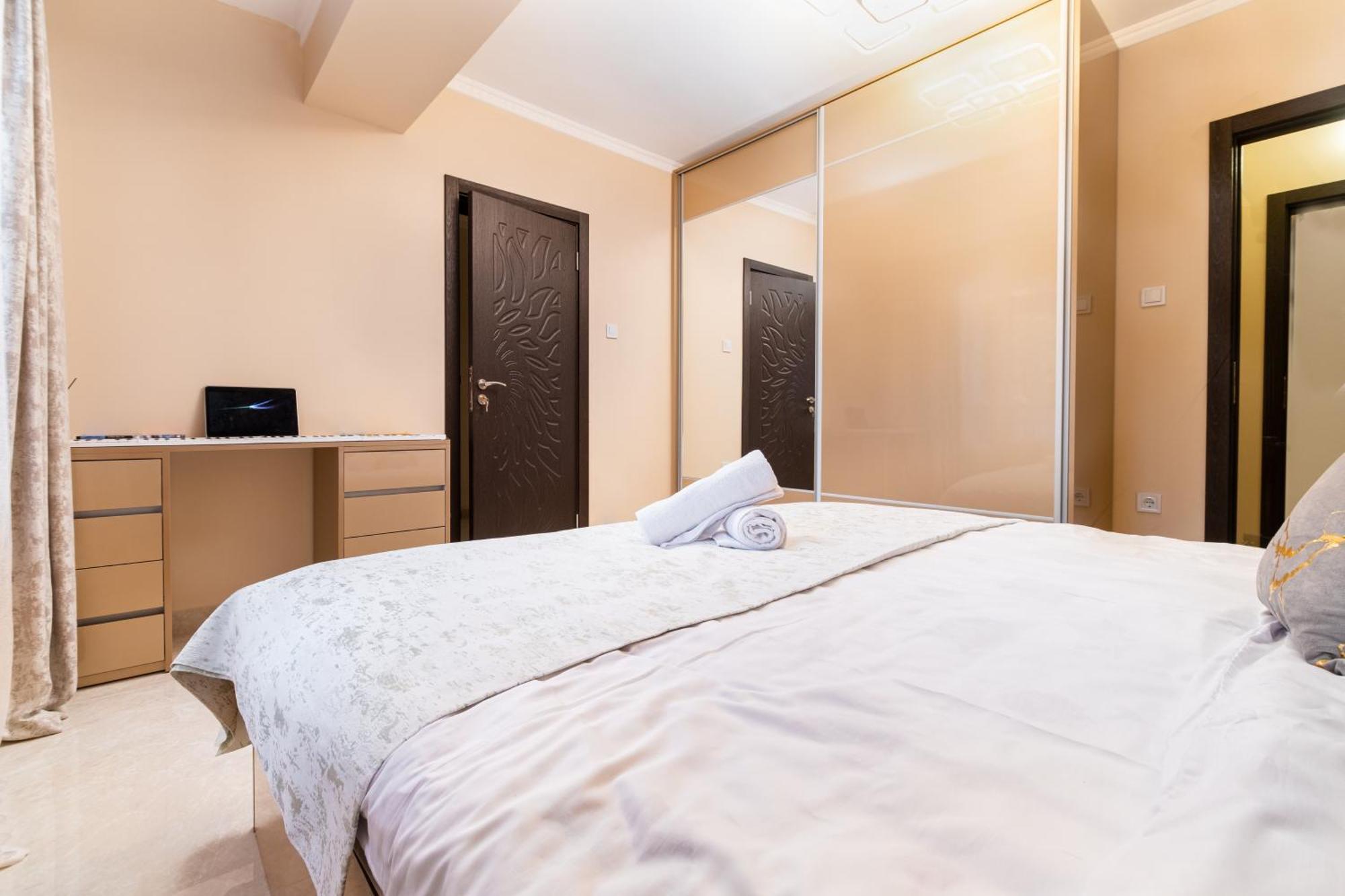 Modern & Elegant City Center Apartments Пловдив Экстерьер фото