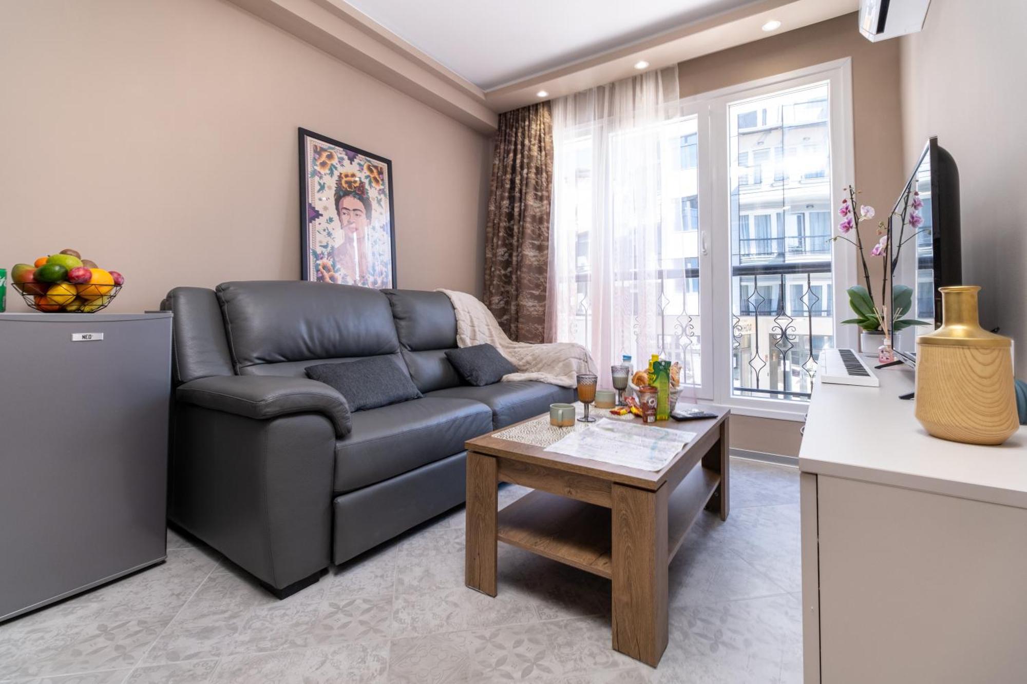 Modern & Elegant City Center Apartments Пловдив Экстерьер фото